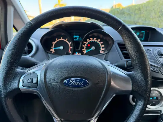 FORD-FIESTA-2016