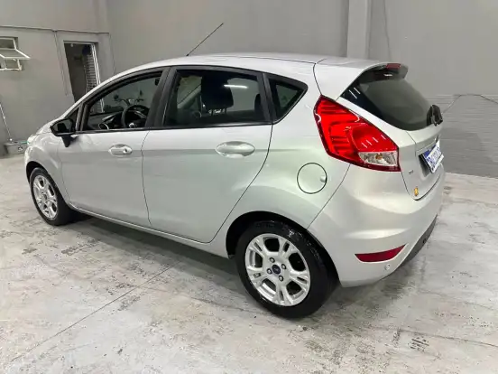 FORD-FIESTA-2017