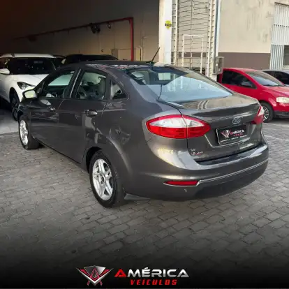 FORD-FIESTA-2017