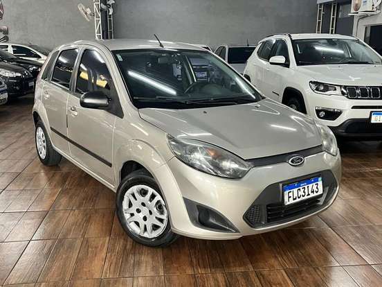FORD-FIESTA-2013