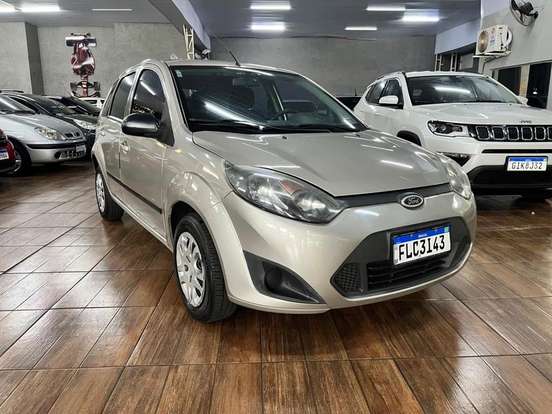 FORD-FIESTA-2013
