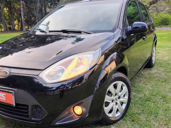 FORD-FIESTA-2013