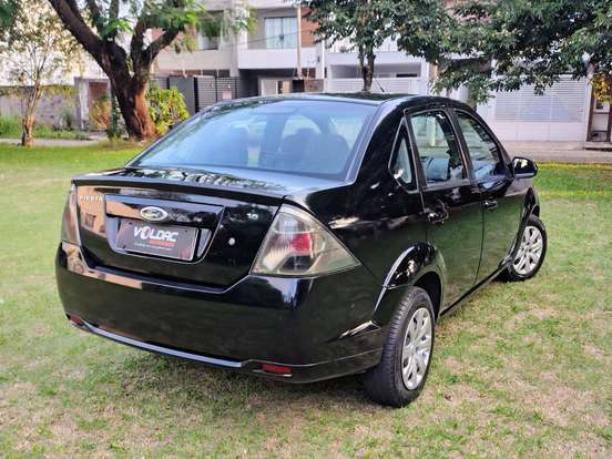 FORD-FIESTA-2013