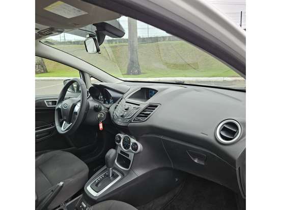 FORD-FIESTA-2015