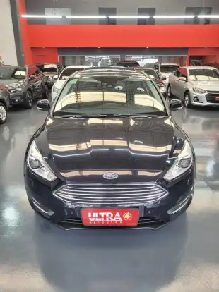 FORD-FOCUS-2018