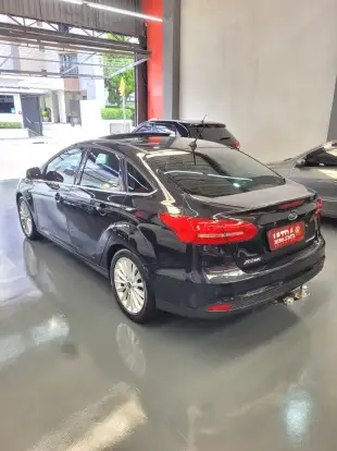 FORD-FOCUS-2018