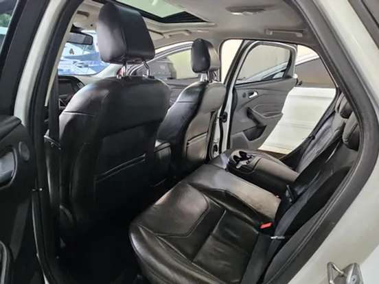 FORD-FOCUS-2.0 TITANIUM PLUS 16V FLEX 4P POWERSHIFT FORD-FOCUS-2015