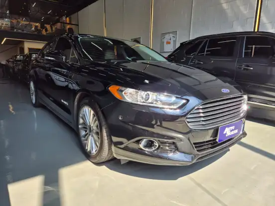 FORD-FUSION-2015