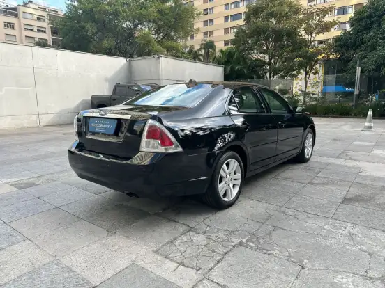 FORD-FUSION-2007