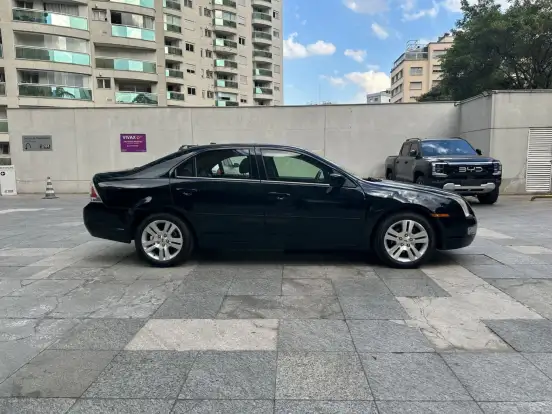 FORD-FUSION-2007