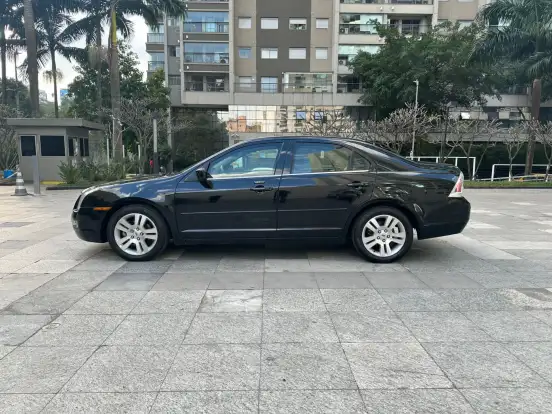 FORD-FUSION-2007