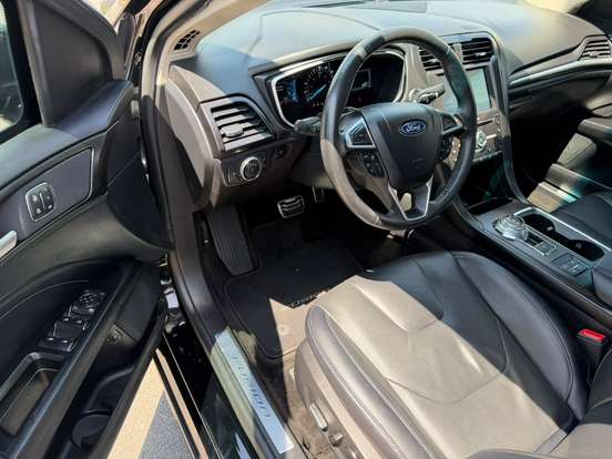 FORD-FUSION-2018