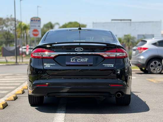 FORD-FUSION-2018