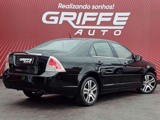 FORD-FUSION-2008