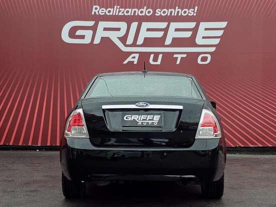 FORD-FUSION-2008