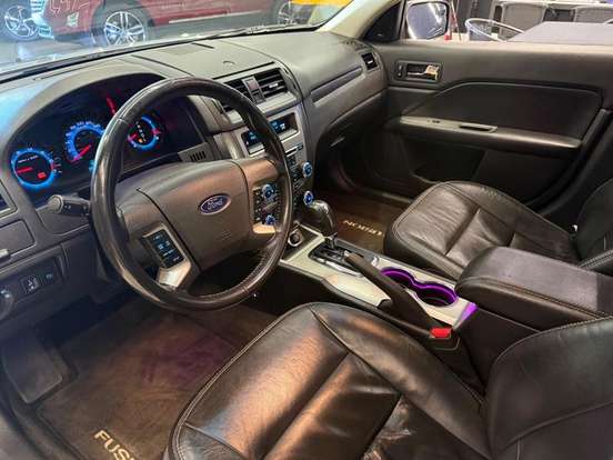 FORD-FUSION-2012
