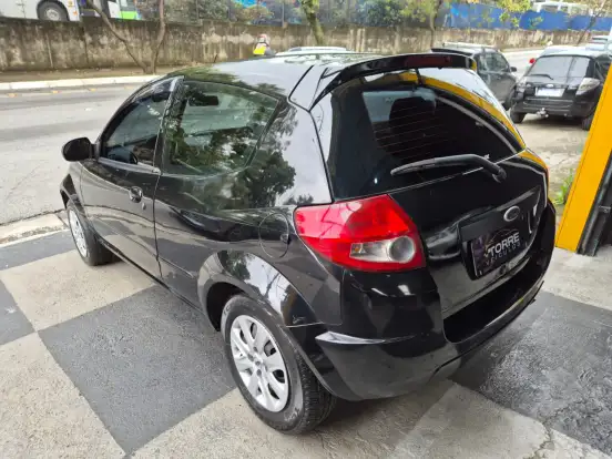 FORD-KA-2010