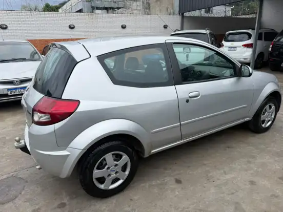 FORD-KA-2010