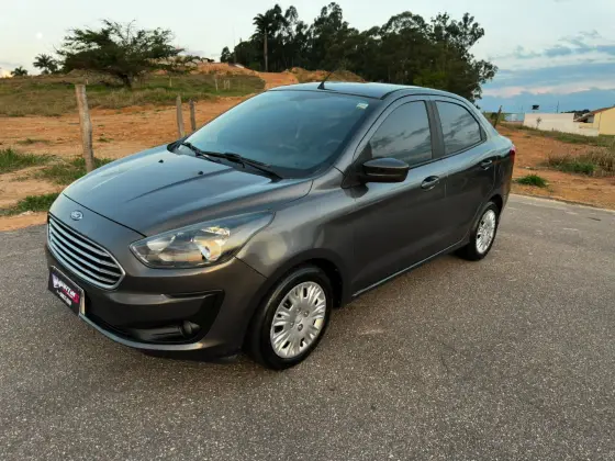 FORD KA 1.5 TI-VCT FLEX SE PLUS SEDAN AUTOMÁTICO