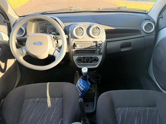 FORD-KA-2009