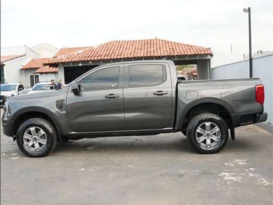 FORD-RANGER-2.0 TURBO DIESEL CD XLS 4X2 AUTOMÁTICO FORD-RANGER-2023