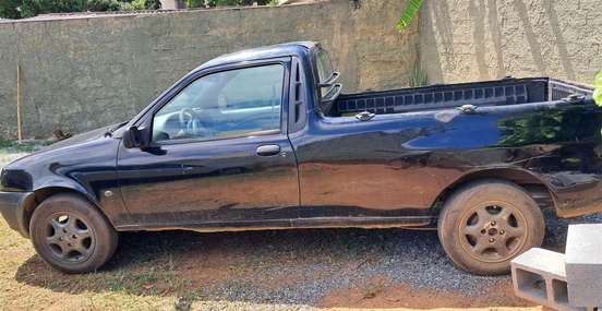 FORD-COURIER-2006