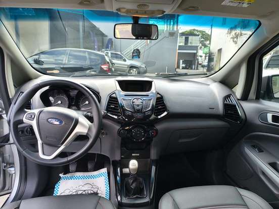 FORD-ECOSPORT-2015