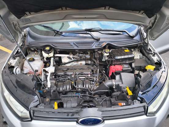 FORD-ECOSPORT-2015