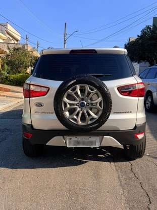 FORD-ECOSPORT-2014