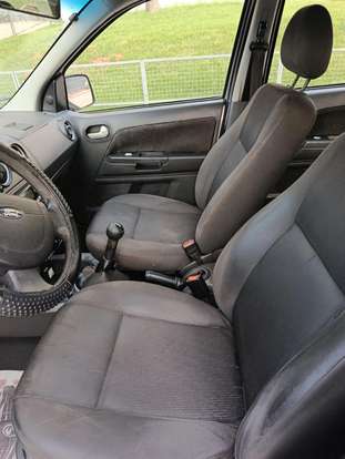 FORD-ECOSPORT-2006