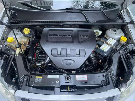 FORD-ECOSPORT-2011