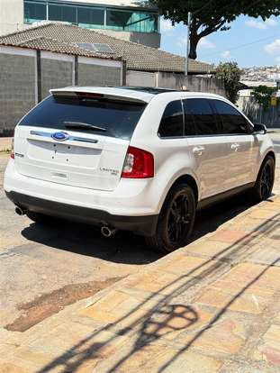 FORD-EDGE-2011