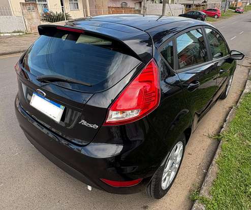 FORD-FIESTA-2013