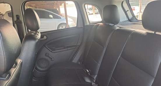 FORD-FIESTA-2010