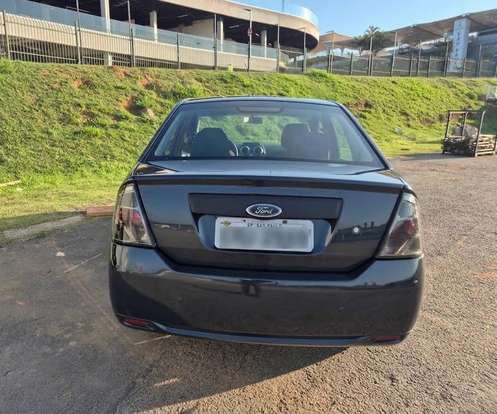 FORD-FIESTA-2011