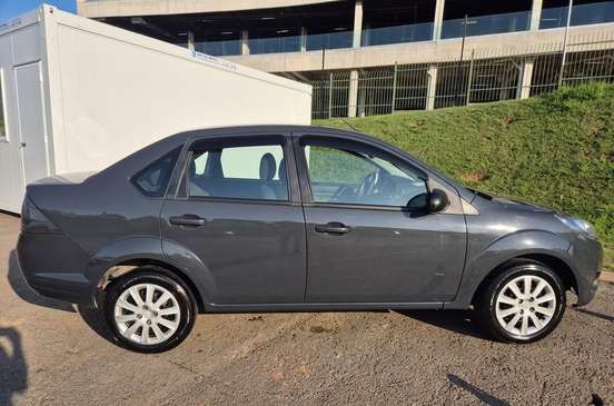 FORD-FIESTA-2011
