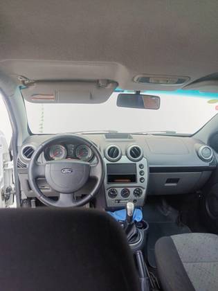FORD FIESTA 1.6 SE HATCH 16V FLEX 4P MANUAL