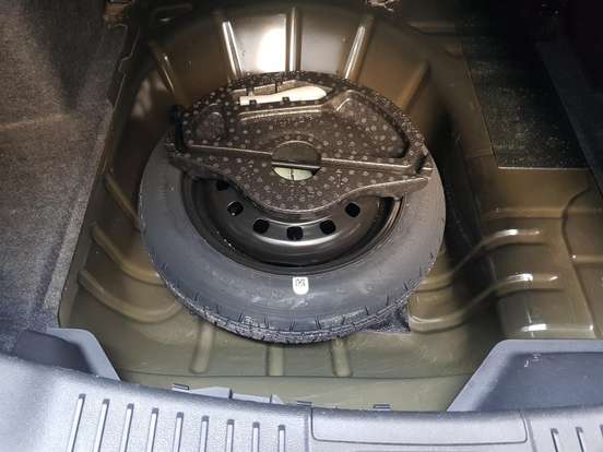 FORD-FIESTA-2011