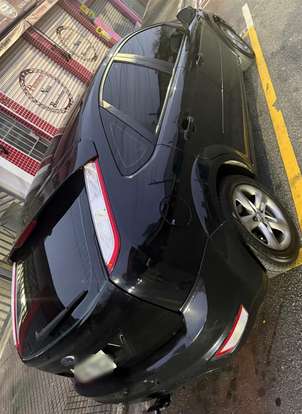FORD-FOCUS-2010