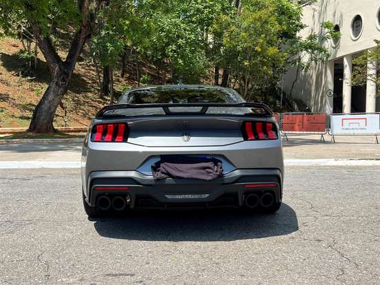 FORD-MUSTANG-5.0 V8 GASOLINA DARK HORSE SELECTSHIFT FORD-MUSTANG-2025