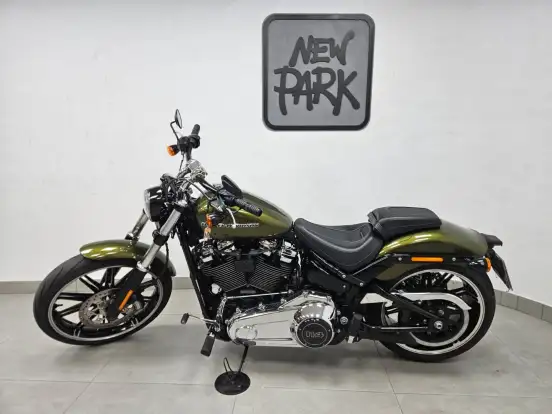 HARLEY-DAVIDSON-SOFTAIL BREAKOUT 114-2022