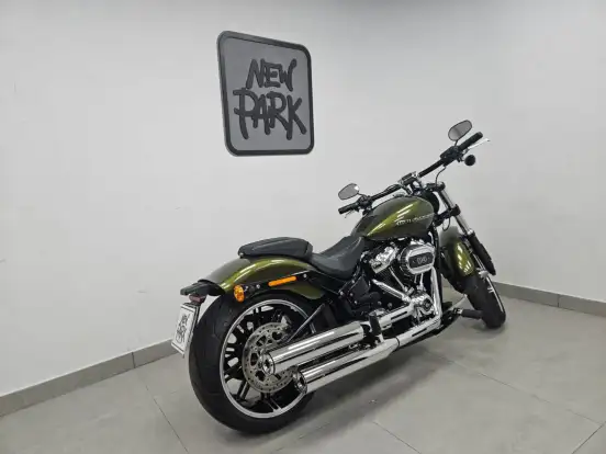 HARLEY-DAVIDSON-SOFTAIL BREAKOUT 114 HARLEY-DAVIDSON-SOFTAIL BREAKOUT 114-2022