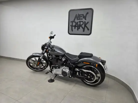 HARLEY-DAVIDSON-SOFTAIL BREAKOUT 114 HARLEY-DAVIDSON-SOFTAIL BREAKOUT 114-2022