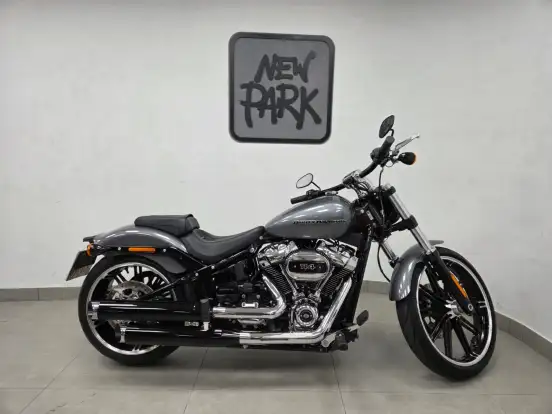 HARLEY-DAVIDSON-SOFTAIL BREAKOUT 114-2022