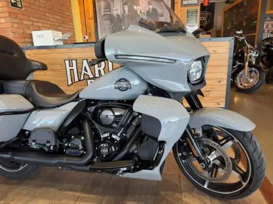 HARLEY-DAVIDSON-STREET GLIDE ULTRA-2025