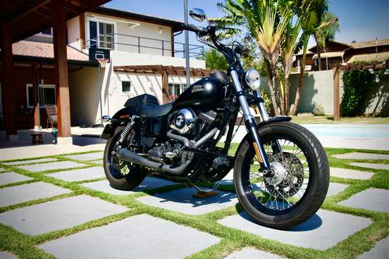 HARLEY-DAVIDSON-DYNA STREET BOB-2016