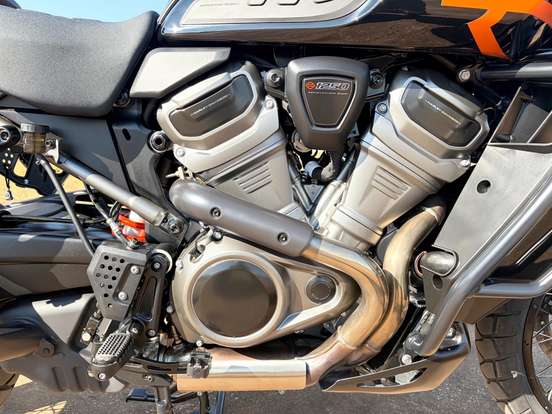 HARLEY-DAVIDSON-PAN AMERICA 1250 S-2024