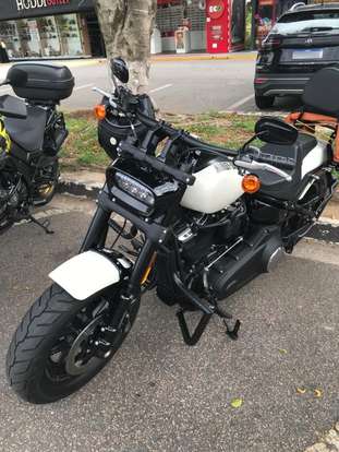 HARLEY-DAVIDSON-SOFTAIL FAT BOB 107-2018