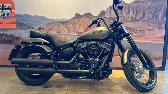HARLEY-DAVIDSON STREET GLIDE SPECIAL 