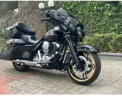 HARLEY-DAVIDSON STREET GLIDE SPECIAL HARLEY-DAVIDSON STREET GLIDE SPECIAL
